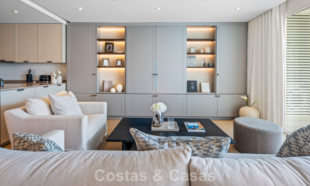 Luxury renovated 3-bedroom apartment for sale in Puente Romano, Marbella’s Golden Mile 805764