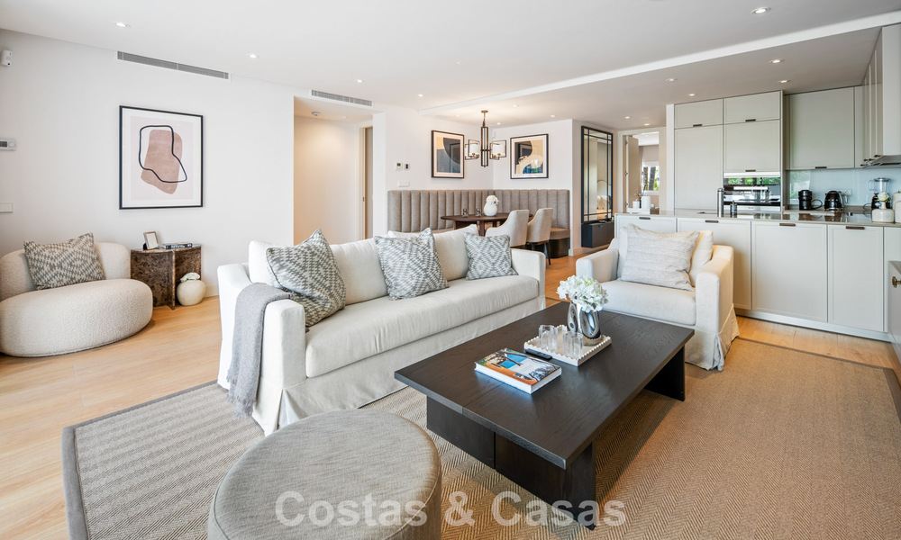 Luxury renovated 3-bedroom apartment for sale in Puente Romano, Marbella’s Golden Mile 805766