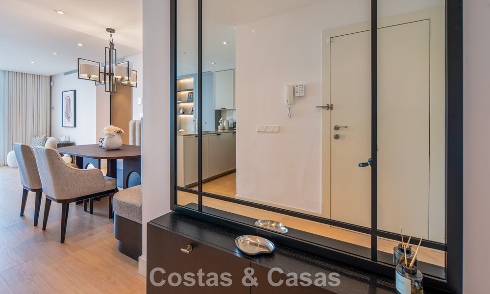 Luxury renovated 3-bedroom apartment for sale in Puente Romano, Marbella’s Golden Mile 805772