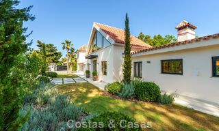 Luxurious single-storey villa with heated swimming pool for sale, beachside near Puerto Banús and San Pedro, Marbella 805777 