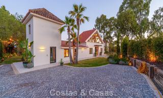 Luxurious single-storey villa with heated swimming pool for sale, beachside near Puerto Banús and San Pedro, Marbella 805783 