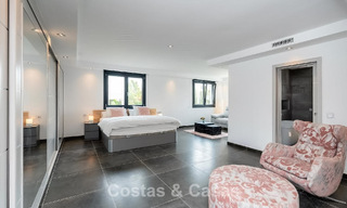 Modern Spanish villa with large swimming pool for sale in Nueva Andalucia, Marbella 805933 
