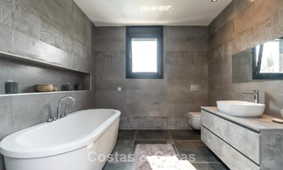 Modern Spanish villa with large swimming pool for sale in Nueva Andalucia, Marbella 805945 