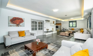 Modern Spanish villa with large swimming pool for sale in Nueva Andalucia, Marbella 805948 