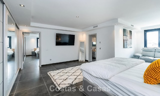 Modern Spanish villa with large swimming pool for sale in Nueva Andalucia, Marbella 805951 