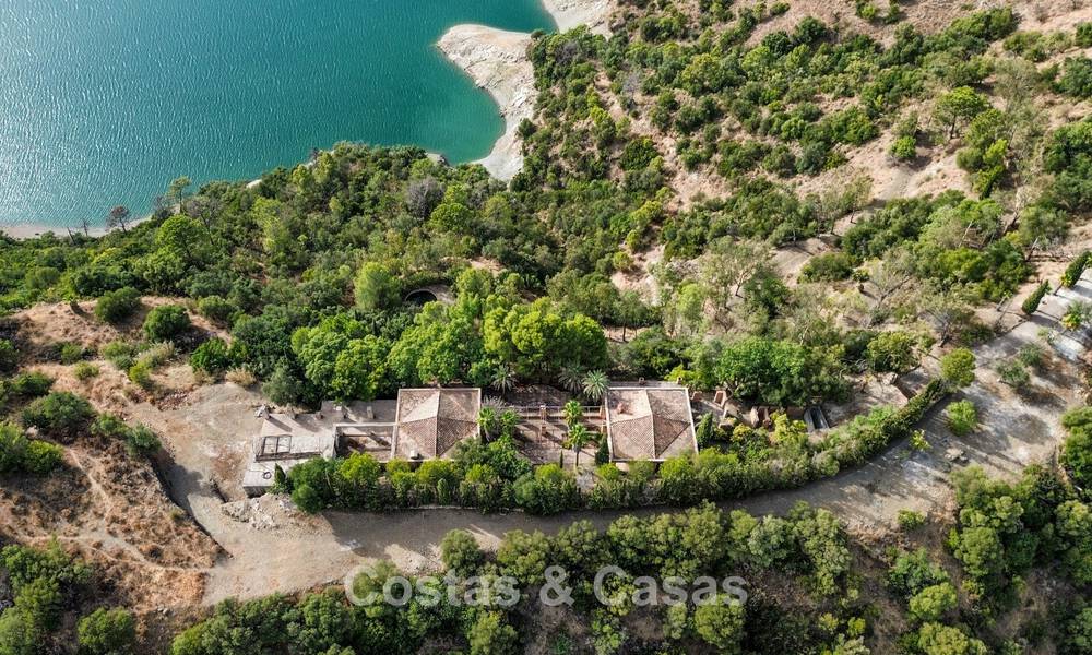 Luxury total renovation project with private peninsula and panoramic lake views in Istán, Marbella 805841