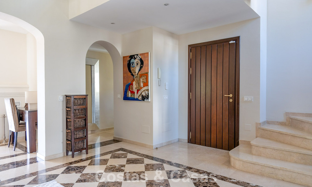 Spacious Andalusian villa with sea views for sale in El Rosario, East Marbella 805956