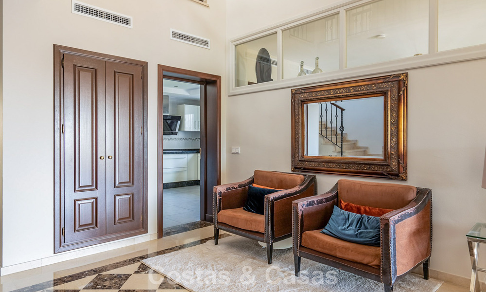 Spacious Andalusian villa with sea views for sale in El Rosario, East Marbella 805957