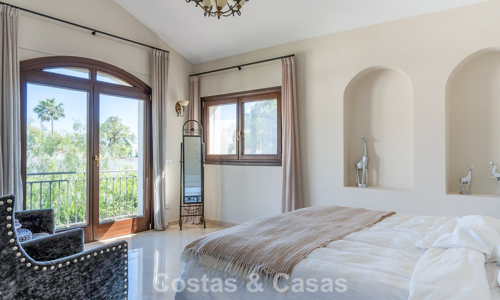 Spacious Andalusian villa with sea views for sale in El Rosario, East Marbella 805961