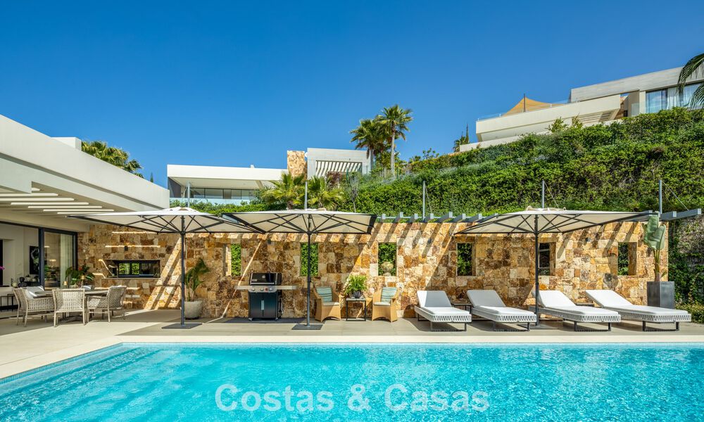 Luxury modern villa with sea views for sale in Nueva Andalucia’s Golf Valley, Marbella 806071