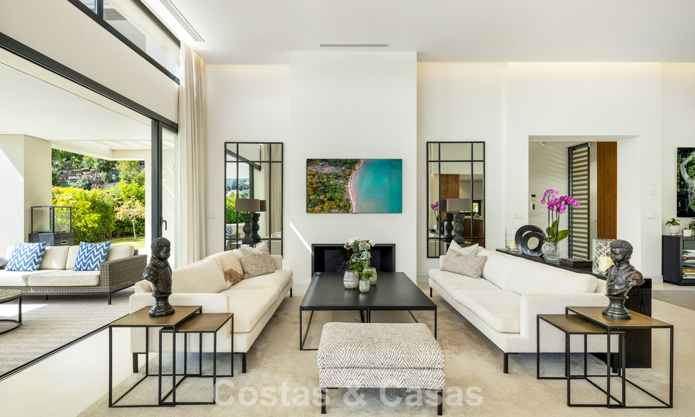 Luxury modern villa with sea views for sale in Nueva Andalucia’s Golf Valley, Marbella 806077