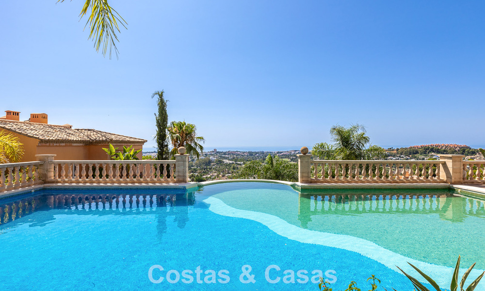 Fully renovated apartment with panoramic sea views for sale in the golf valley of Nueva Andalucía, Marbella 806156