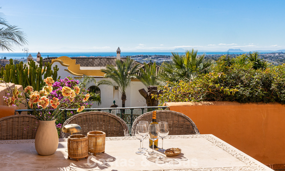 Fully renovated apartment with panoramic sea views for sale in the golf valley of Nueva Andalucía, Marbella 806162