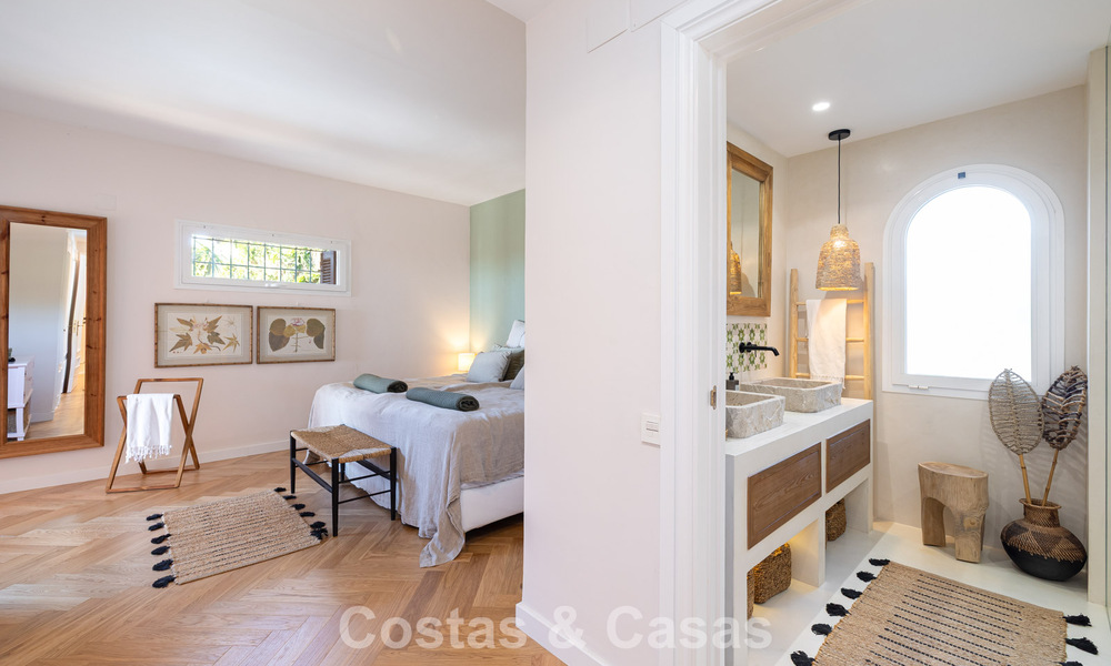 Fully renovated apartment with panoramic sea views for sale in the golf valley of Nueva Andalucía, Marbella 806176