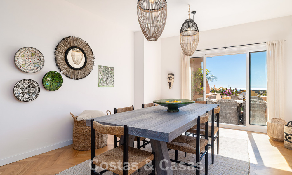Fully renovated apartment with panoramic sea views for sale in the golf valley of Nueva Andalucía, Marbella 806181
