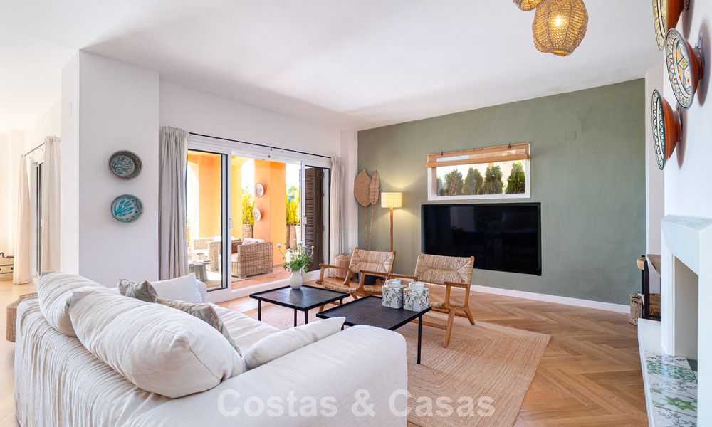 Fully renovated apartment with panoramic sea views for sale in the golf valley of Nueva Andalucía, Marbella 806183