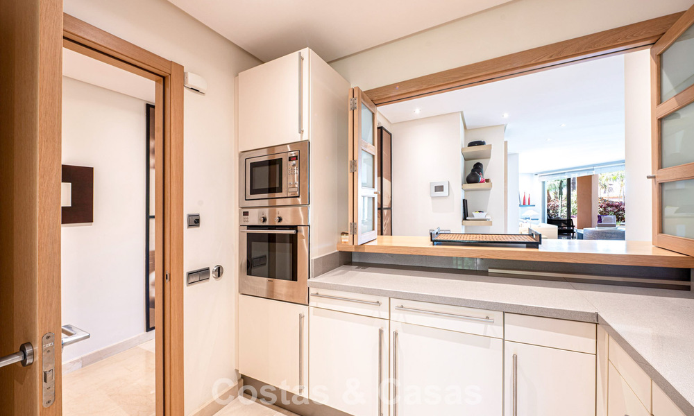 Exclusive ground-floor apartment with private garden for sale on Marbella’s Golden Mile 806200