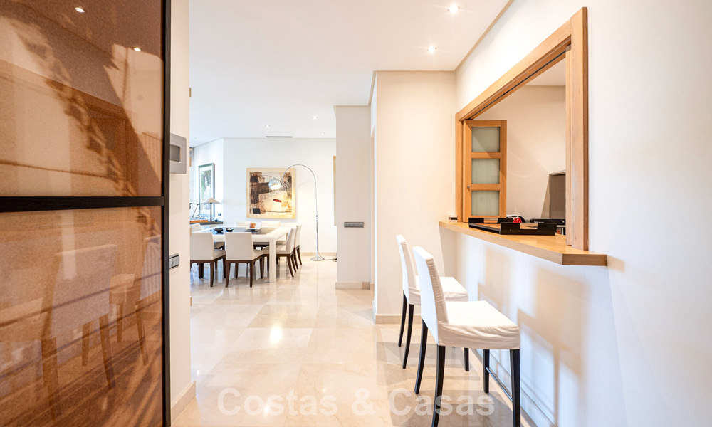 Exclusive ground-floor apartment with private garden for sale on Marbella’s Golden Mile 806202