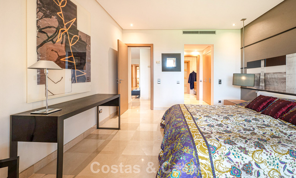 Exclusive ground-floor apartment with private garden for sale on Marbella’s Golden Mile 806215