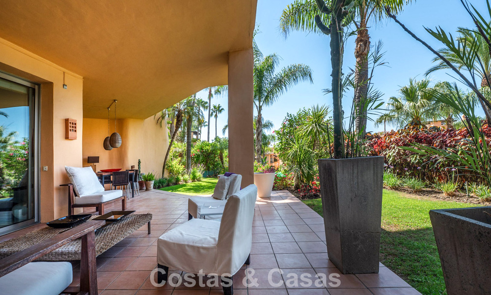 Exclusive ground-floor apartment with private garden for sale on Marbella’s Golden Mile 806225