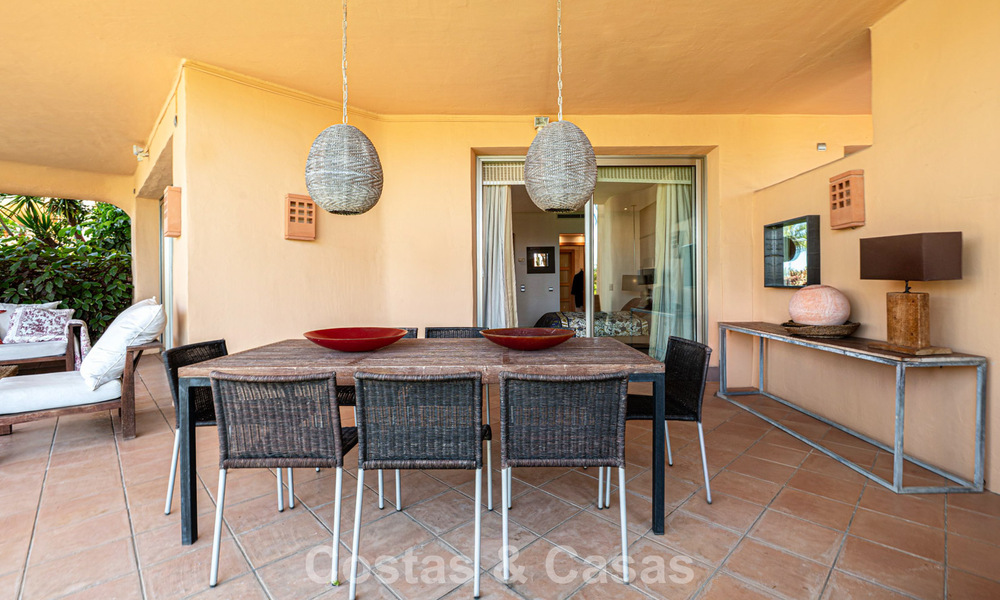 Exclusive ground-floor apartment with private garden for sale on Marbella’s Golden Mile 806227