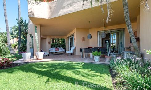 Exclusive ground-floor apartment with private garden for sale on Marbella’s Golden Mile 806228