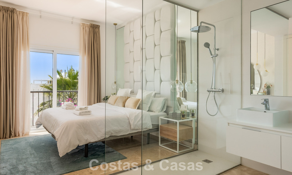 Turnkey, spacious apartment for sale in an Andalusian resort-style complex in Marbella - Benahavís 806249