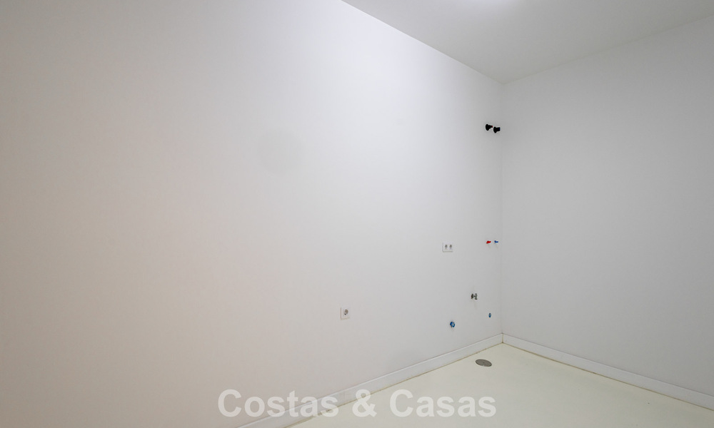 Modern luxury villa with sea views for sale in El Higuerón, Fuengirola - Costa del Sol 806292