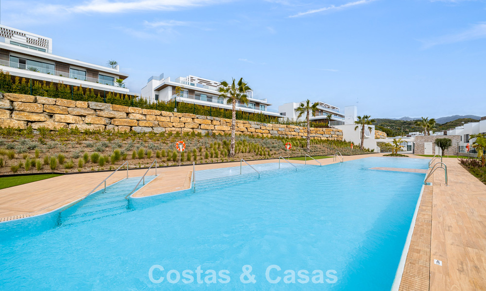 Brand-new, spacious, luxury, duplex penthouse with private pool and sea views for sale on the golf course in East Marbella 806351