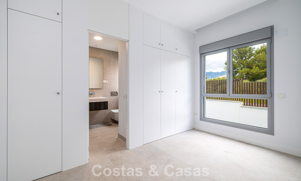 Brand-new, spacious, luxury, duplex penthouse with private pool and sea views for sale on the golf course in East Marbella 806353