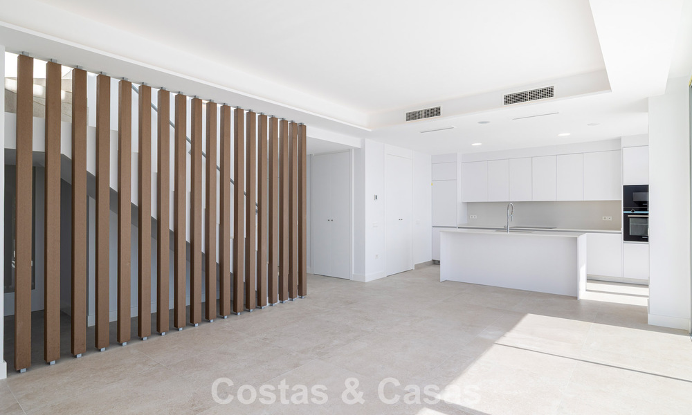 Brand-new, spacious, luxury, duplex penthouse with private pool and sea views for sale on the golf course in East Marbella 806365