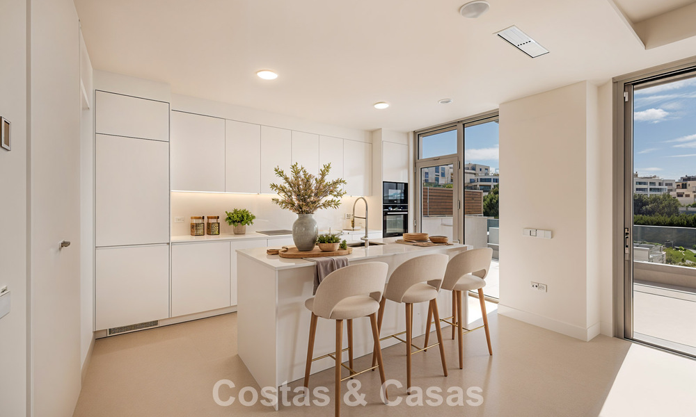 Brand-new, spacious, luxury, duplex penthouse with private pool and sea views for sale on the golf course in East Marbella 806384