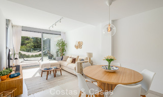 Modern penthouse with generous solarium for sale just a stone’s throw from the beach in Elviria, East Marbella 806399 