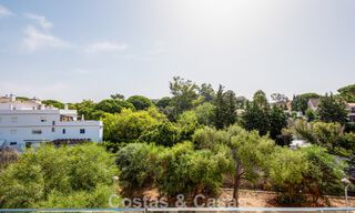 Modern penthouse with generous solarium for sale just a stone’s throw from the beach in Elviria, East Marbella 806411 