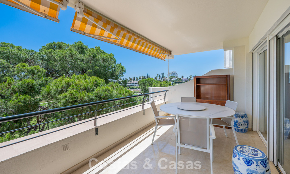 Luxury duplex penthouse for sale directly on the golf course, close to all amenities in Guadalmina Alta and San Pedro, Marbella 806430
