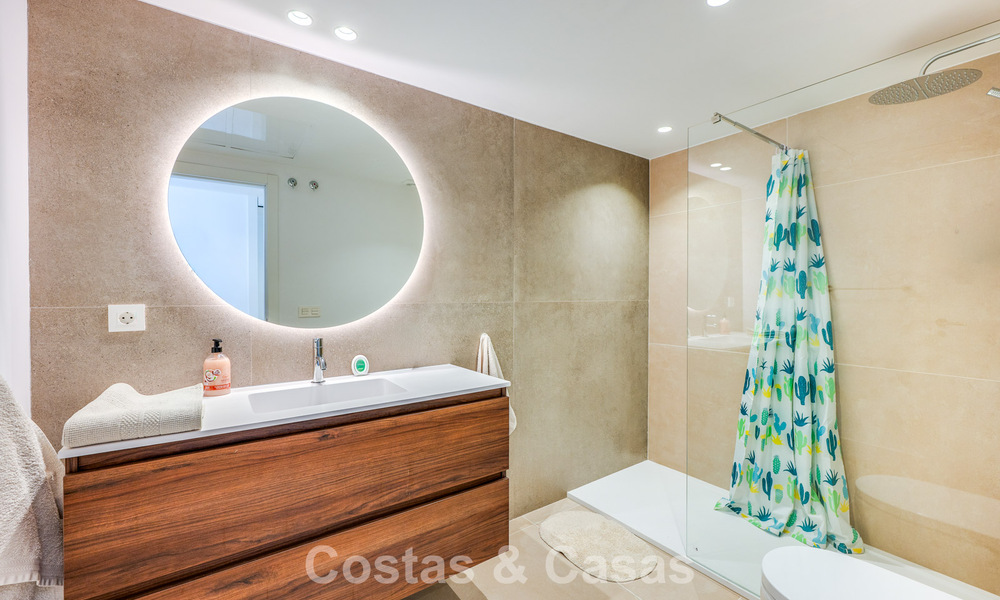 Luxury duplex penthouse for sale directly on the golf course, close to all amenities in Guadalmina Alta and San Pedro, Marbella 806439