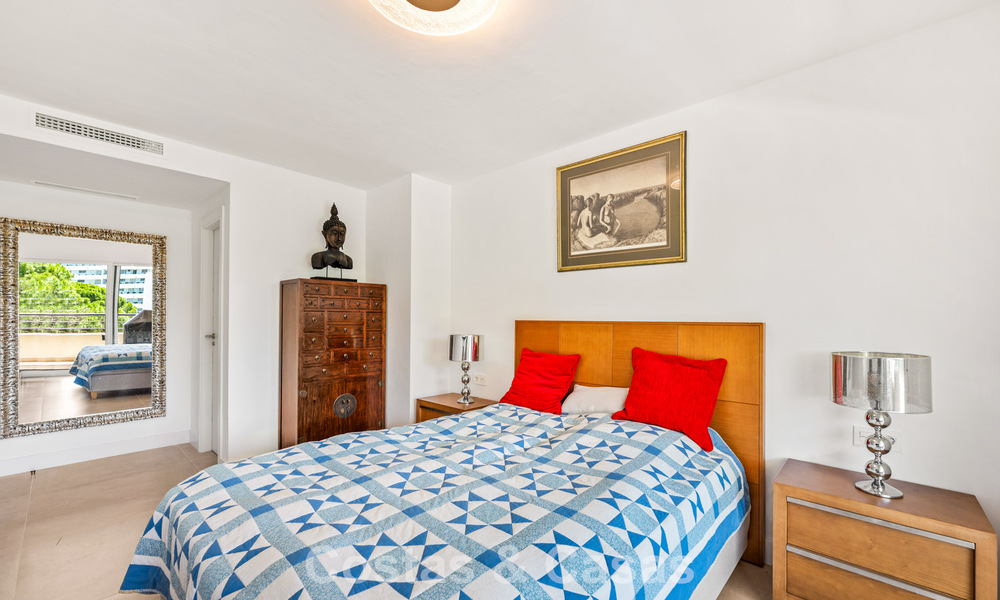 Luxury duplex penthouse for sale directly on the golf course, close to all amenities in Guadalmina Alta and San Pedro, Marbella 806451
