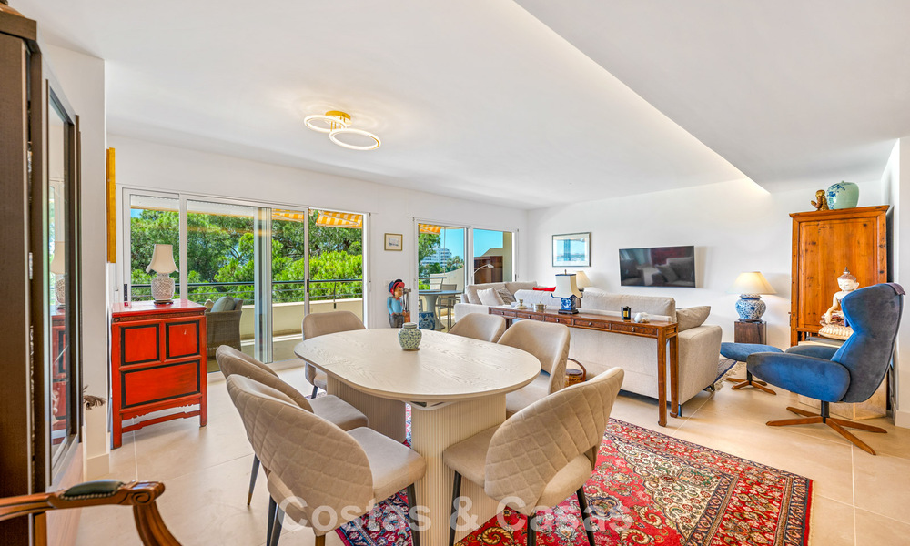 Luxury duplex penthouse for sale directly on the golf course, close to all amenities in Guadalmina Alta and San Pedro, Marbella 806457