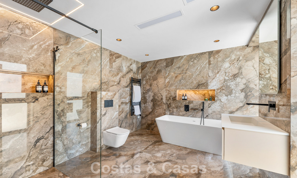 Brand-new modern family villa with swimming pool for sale on the New Golden Mile between Marbella and Estepona 806620