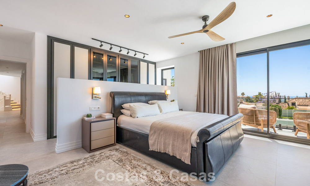 Brand-new modern family villa with swimming pool for sale on the New Golden Mile between Marbella and Estepona 806625