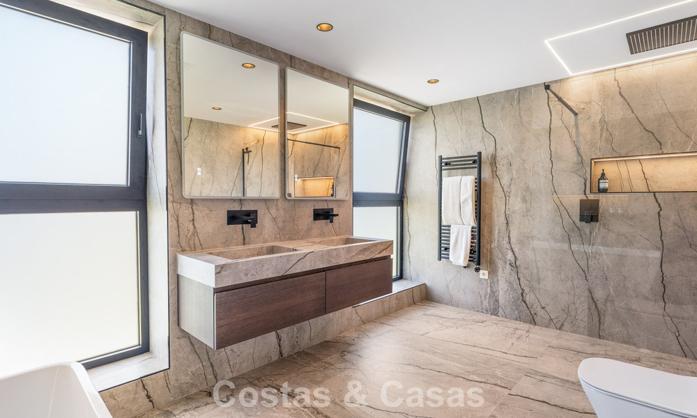 Brand-new modern family villa with swimming pool for sale on the New Golden Mile between Marbella and Estepona 806627