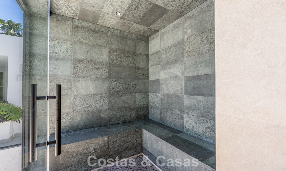 Brand-new modern family villa with swimming pool for sale on the New Golden Mile between Marbella and Estepona 806630