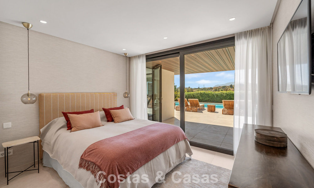 5-bedroom contemporary villa for sale frontline golf in Nueva Andalucía, Marbella 806772