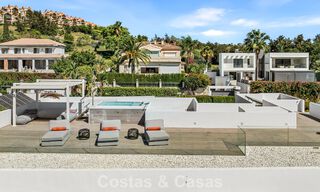 5-bedroom contemporary villa for sale frontline golf in Nueva Andalucía, Marbella 806776 