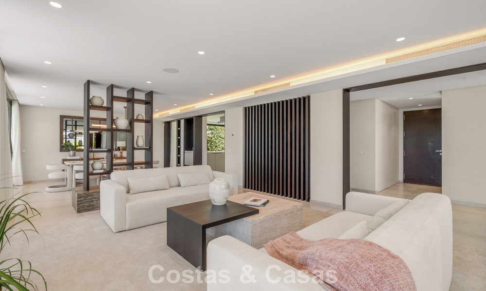 5-bedroom contemporary villa for sale frontline golf in Nueva Andalucía, Marbella 806783