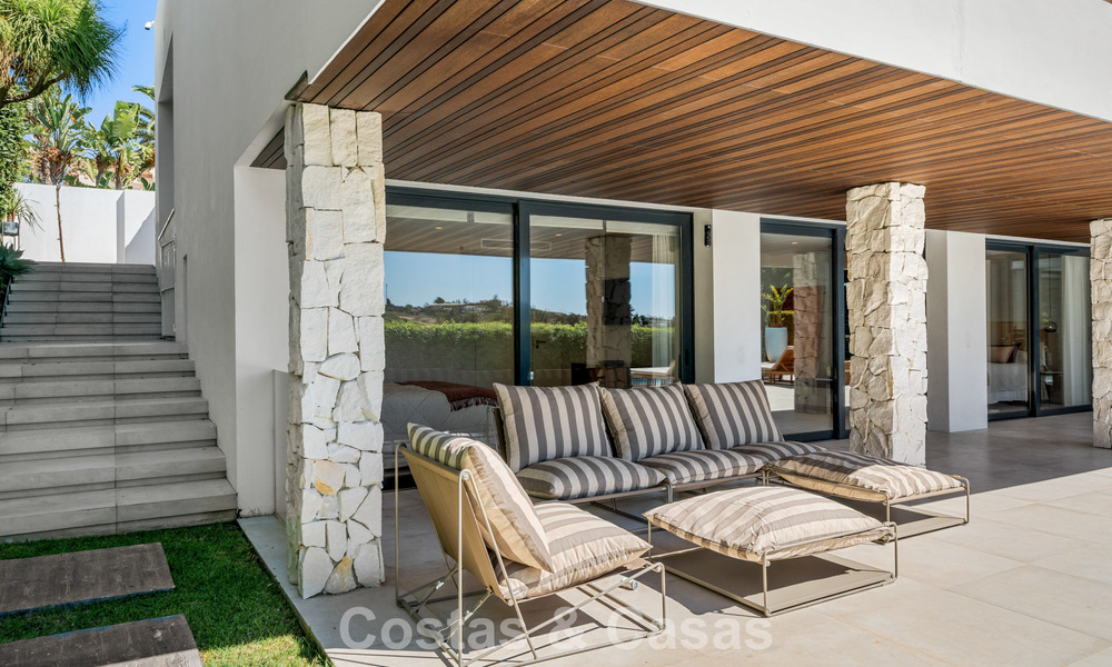 5-bedroom contemporary villa for sale frontline golf in Nueva Andalucía, Marbella 806789
