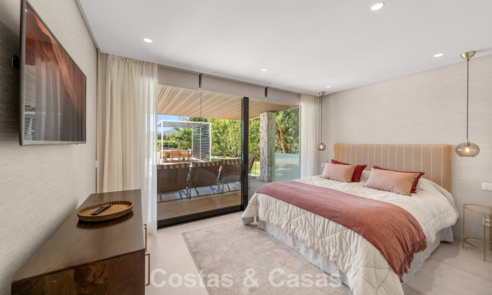 5-bedroom contemporary villa for sale frontline golf in Nueva Andalucía, Marbella 806805