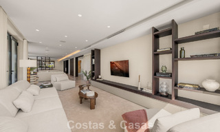 5-bedroom contemporary villa for sale frontline golf in Nueva Andalucía, Marbella 806808 