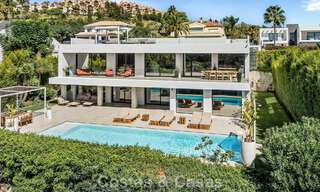 5-bedroom contemporary villa for sale frontline golf in Nueva Andalucía, Marbella 806809 