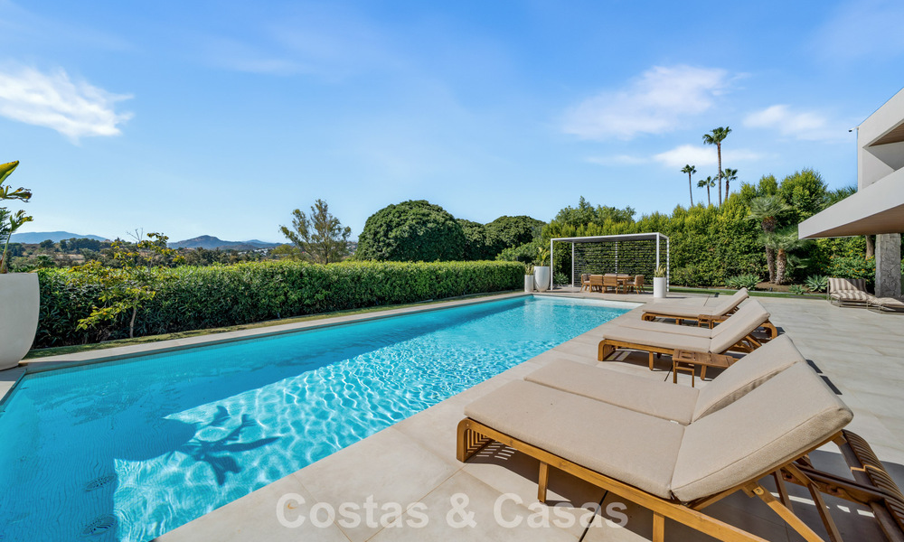 5-bedroom contemporary villa for sale frontline golf in Nueva Andalucía, Marbella 806819